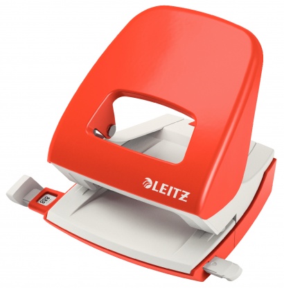 Děrovačka Leitz 5008 světle červená